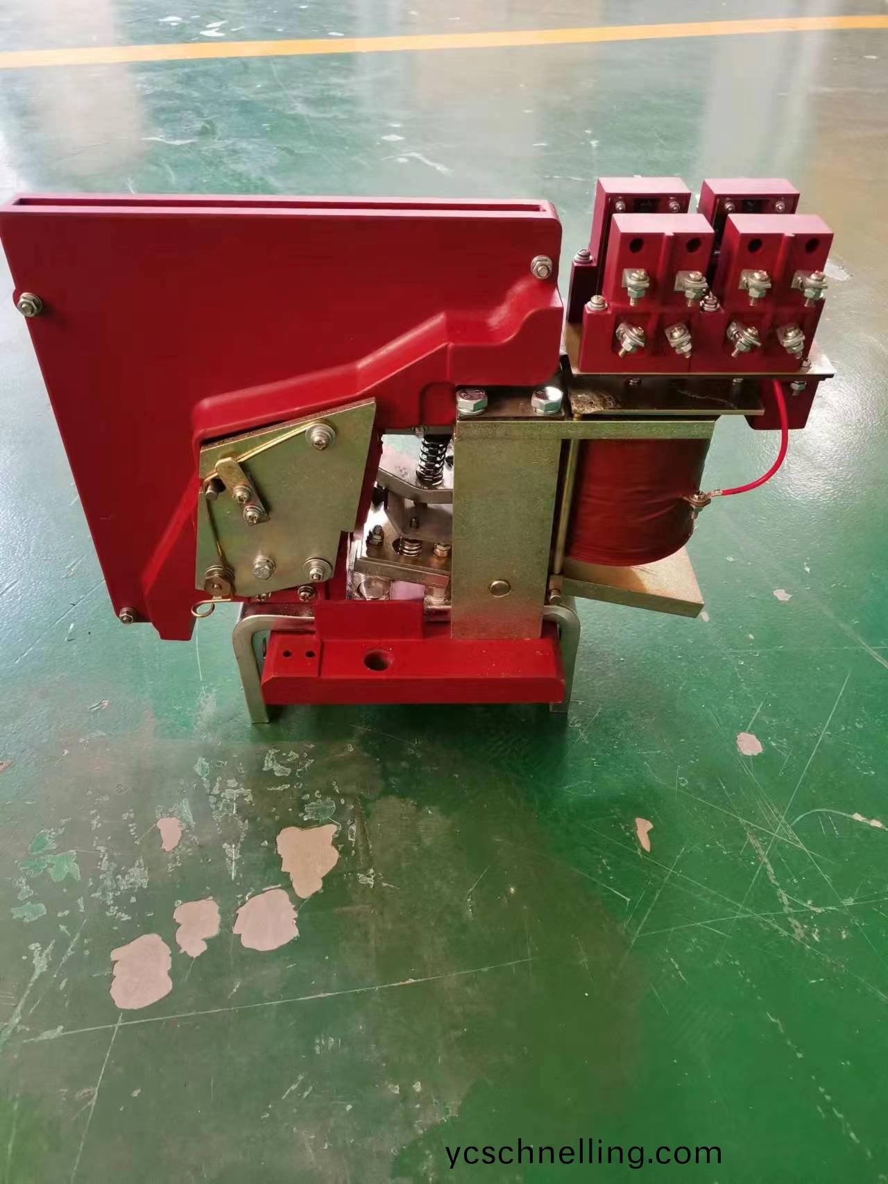 CZW1-1000750直(zhi)流接觸(chu)器